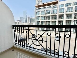 Homes2Retreat - Very Spacious Studio in the Heart of JVC - 6