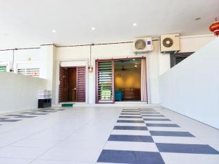 30 Bercham Double-Storey Homestay - Ipoh - 2