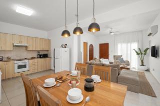 Tariro Townhouse by Nomads - Paphos - 8