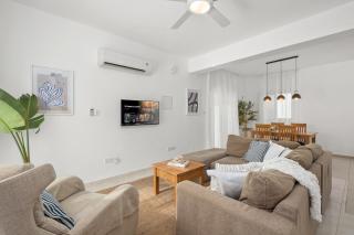Tariro Townhouse by Nomads - Paphos - 0