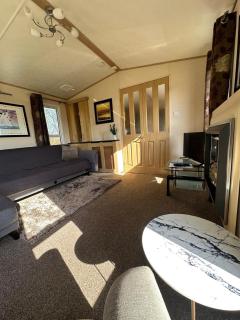 Gold Standard Caravan on South View Park - Skegness - 6