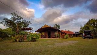 House near Celeste River, Guatuso, Tenorio - San Rafael - 3