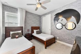 Artistic 6 Bdrm Home with Games Room at Encore - Orlando - 0