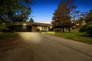 Comfort, Fun, & Charming - 5BR Oasis with Pool - 6