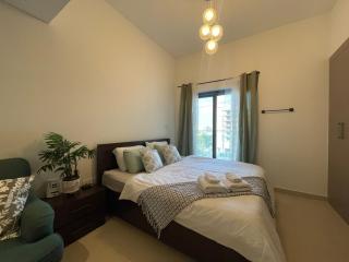 Cozy & Bright Studio accessible to bus and Metro - 7