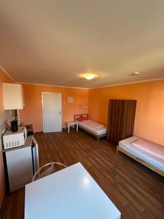 Low Budget Olympia Park Aparthotel - Munich - 6