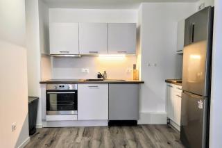 Modern 2BR balcony secured parking metro 14 - Saint-Ouen - 7