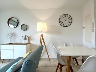 Central, Balcony, Private parking - 7