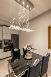 Tirent Apartment-Spacious 2-Bedroom Stay in Delijorgji Tirana - Tirana - 8