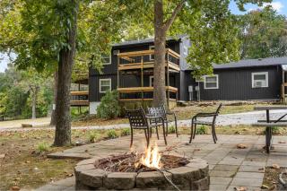 Rock View Resort - Hollister - 4