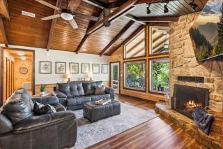 Private 15 Acres Wpond, Hot Tub, Game Room - 1