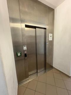 Adalbert Apartments - 3