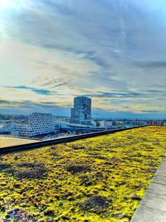 Penthouse Rooftop Loft, 190sq, Panorama View, 1min to Main Station- 5min to City - Basilea - 0