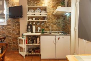 Kamaritis Villa, Private Studio, Mountain View - 2