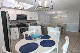 Sea Club #13 - Coastal Charm - Clearwater Beach - 4