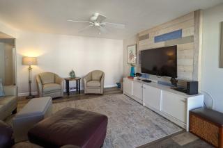 Sea Club #44 - Coral Reef Retreat - Clearwater Beach - 5