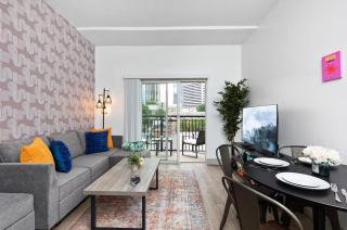 Stylish 4 Bed - 2 Mins to Stadium - Free Parking - Gym - Views - Charlotte - 7