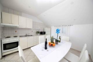 Apartment Crikvenica 1 - Crikvenica - 1