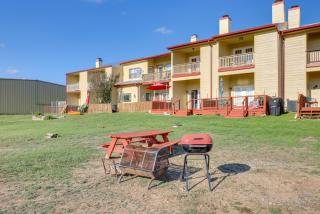 Private Deck & Water View, Walk to Canyon Lake - 7