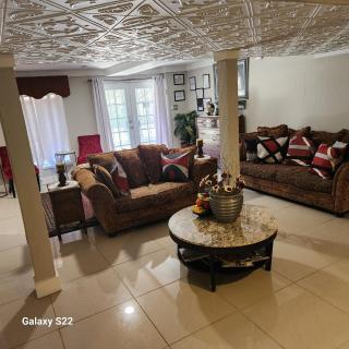 Cozy Mobay - Hampton - 4