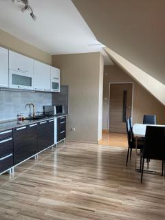 Korall Apartman - Balatonfůzfő - 3