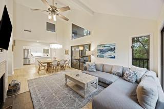 PS4552: 4552 Parkside Villa - 3