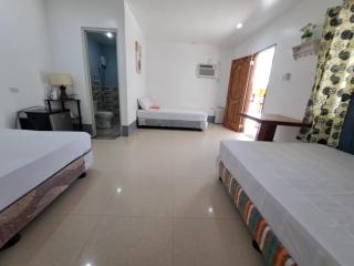 Sleep Zone Hostel - 3