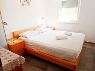 Apartment in Starigrad-Paklenica 43218 - Starigrad-Paklenica - 1