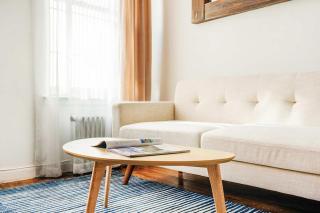 26-3A STUDIO Gramercy W&D Outdoor Courtyard - 1