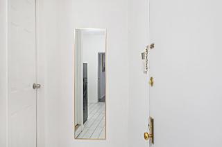 428-2E Newly furnished 2BR - 3