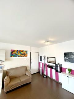 Pop House Romolo - Milan - 1