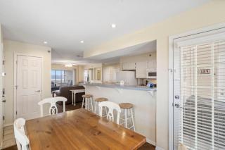 Lake View Condo-Firepit Table-Table Rock Access-Free Attraction Tickets - 1