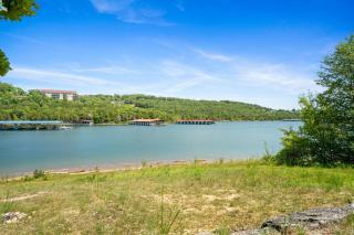 Lake Access Condo-Free Daily Tickets-Peaceful Views-Expansive - Kimberling City - 6
