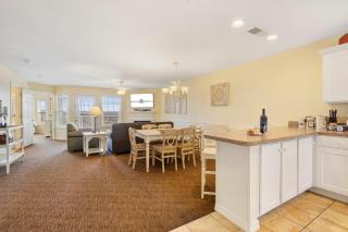 Lake Access Condo-Free Daily Tickets-Peaceful Views-Expansive - Kimberling City - 4