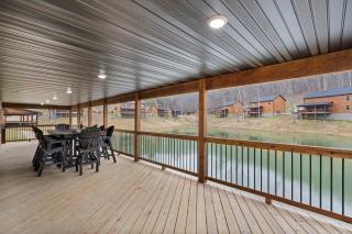 Community Indoor Pool-Near Thunder Ridge-Free Local Attraction Tickets-Water View - Hollister - 8