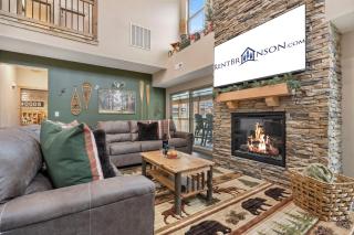 Community Indoor Pool-Near Thunder Ridge-Free Local Attraction Tickets-Water View - Hollister - 5