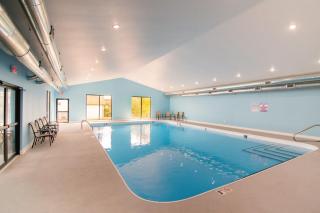 Wow-High End Decor-Golf Cart-Games-Free Attraction Tickets-Upgraded Amenities-Hot Tub - 2