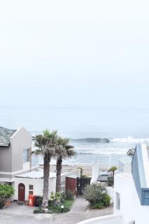 4on Pebbles Holiday Home - Swakopmund - 1