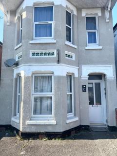 Serene Suite Rooms - Southampton - 9