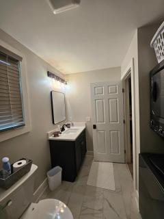 Charming 1 BR Carriage House - Marietta - 6