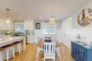 The Sand Dollar Cottage - Atlantic Beach - 4