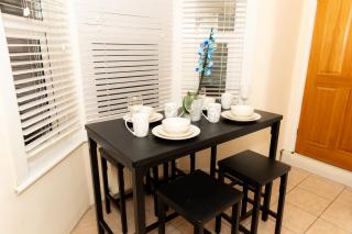 Cosy Turkey Oak Flat in Hackney - Londra - 5