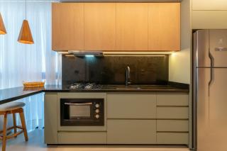 Residencial East Wind 101 - Excelente apartamento 2 Suítes, frente para o mar, piscina, sauna e espaço de lazer com vista para a praia de Mariscal - (Consultar serviços de roupa de cama e banho) - 3