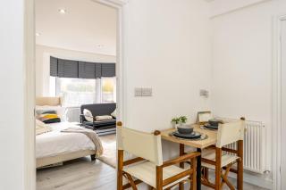 Luxury Studio with Free Parking - Nottingham - 4