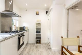 Luxury Studio with Free Parking - Nottingham - 7