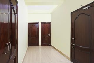 Hotel O R B Palace - Varanasi - 0