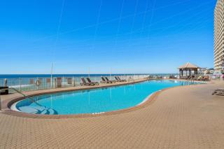 Treasure Tides–3BR Beachfront Corner Unit sleeps 8 with Stunning Gulf Views! - Panama City Beach - 1