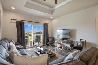 Seven Eagles Lavish - 8