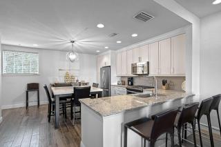 Seven Eagles Lavish - 3