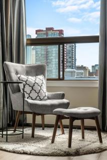 Calgary Beltline - a stylish condo stay! - 5